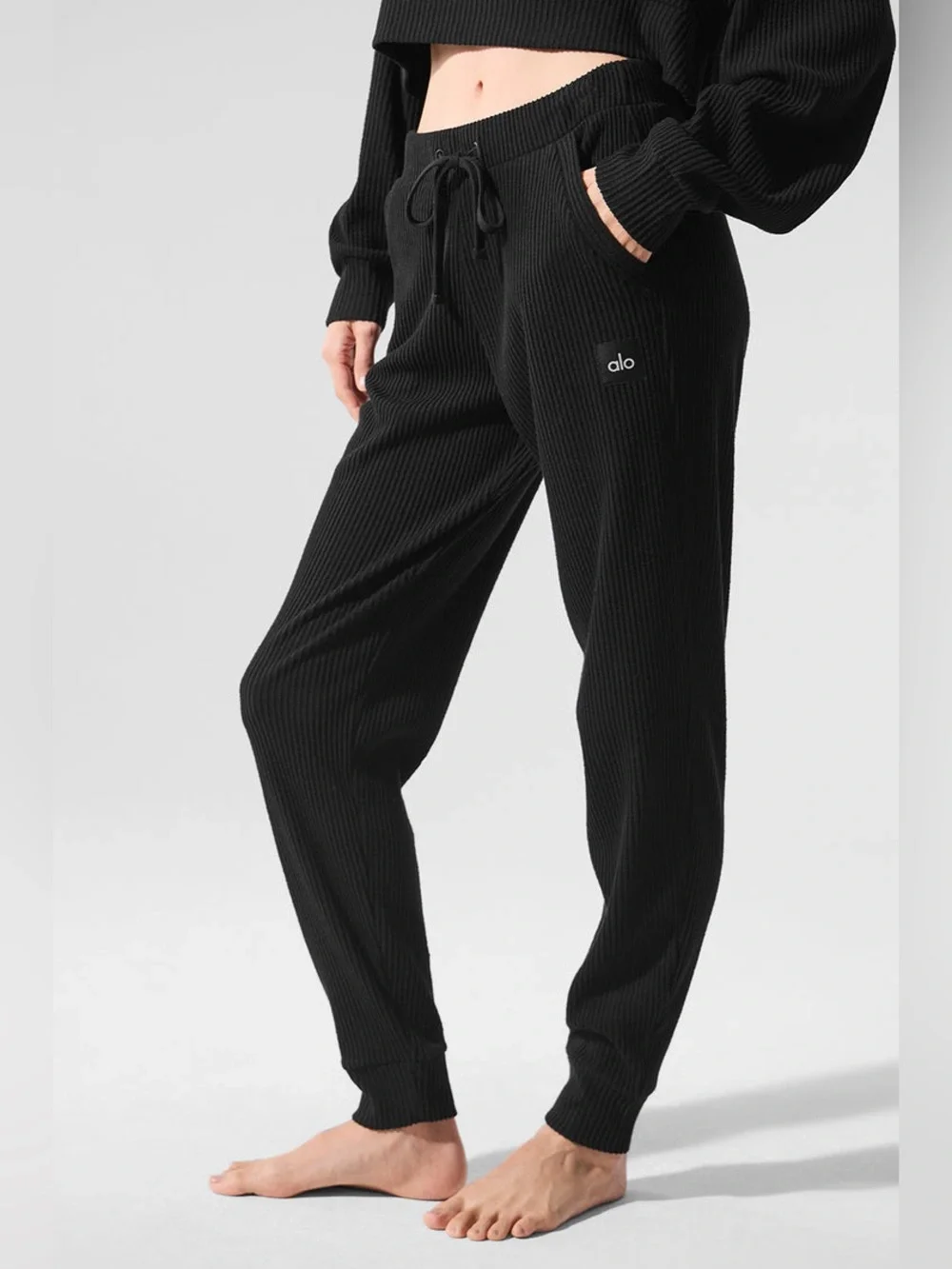 Alo Muse Sweatpant Ribbed Drawstring Joggers Black